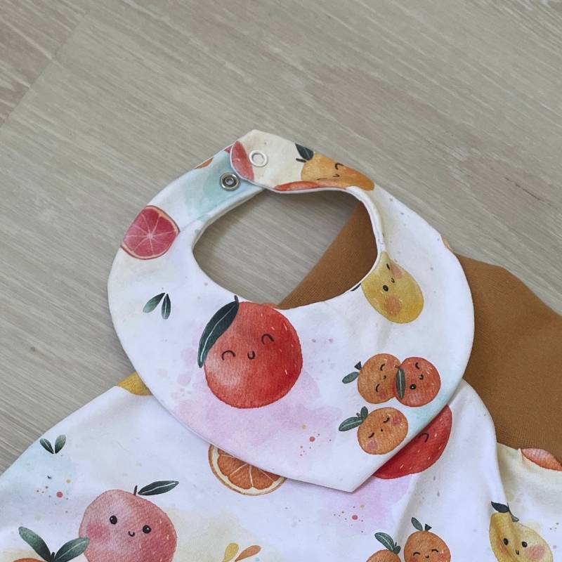 Baby Kleinkinder Spucktuch Lätzchen Halstuch Mit Süßen Orangen von MJsMiniMode