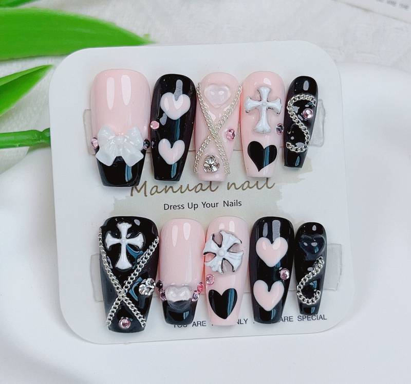 Black Pink Chain Chrome Hearts Press On Nails Manicure/ Reusable/Medium-Long Coffin von MYNAILPRESS