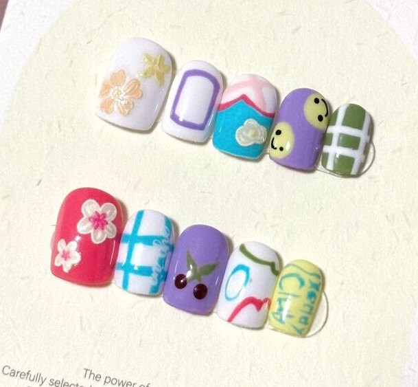 Enchanted Garden Party Press On Nails Manicure/Reusable/ Medium Square 18mm von MYNAILPRESS