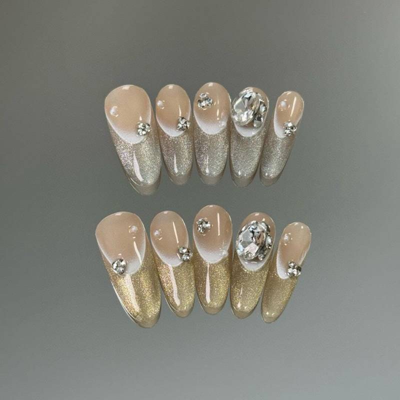 Golden Allure Press On Nails Manicure/Reusable Medium-Long Almond 24mm von MYNAILPRESS