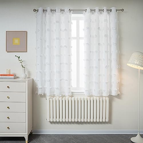 MYSKY HOME Vorhang Kinderzimmer Verdunklungsvorhänge 2er Set Gardinen mit Ösen Kurz Weiss Doppellagige Vorhänge Gardine Blickdicht mit Voile Raumtrenner Ösenvorhang, H 160 x B 132 cm, Weiß von MYSKY HOME