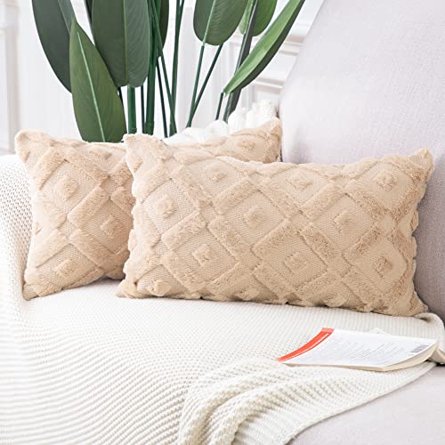 Madizz 2er Set Sanft Plüsch Kurze Wolle Samt Dekorativ Zierkissenbezüge Luxus Stil Kissenbezug für Sofa für Schlafzimmer Khaki 30x50 cm Rechteckigig von Madizz