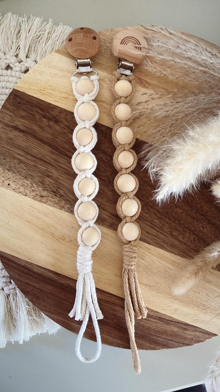 Schnullerkette Makramee/ Boho/ Schnullerband/ Geschenk Zur Geburt von MakrameeLiebeDesigns