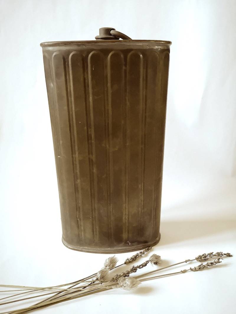 Vintage-Wärmflasche, Bettwärmer, Materialdose, Metallkappe, Zubehör, Bettwäsche, Frankreich-Sammlungsobjekt Der 1900Er Jahre, Flasche von MamieBrocante