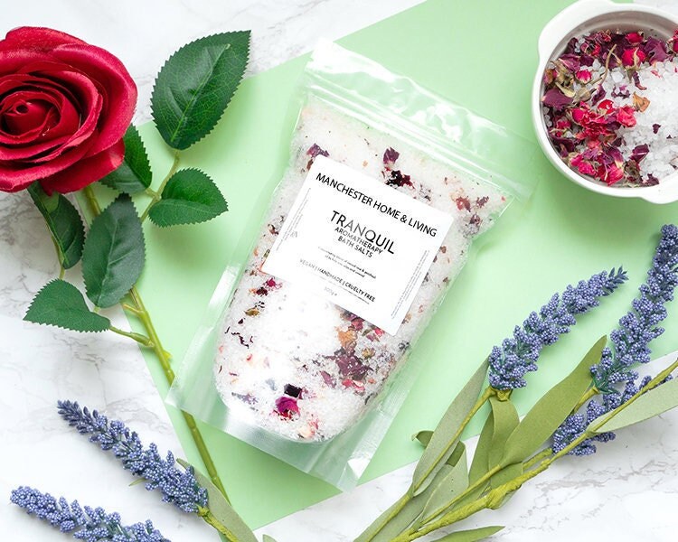 Rosenblüten Badesalz | Rose Aromatherapie Epsom Duftendes Geschenk-Set Wellness-Self-Care-Geschenk Totes Meer Salz Spa Geschenk von ManchesterHomeLiving