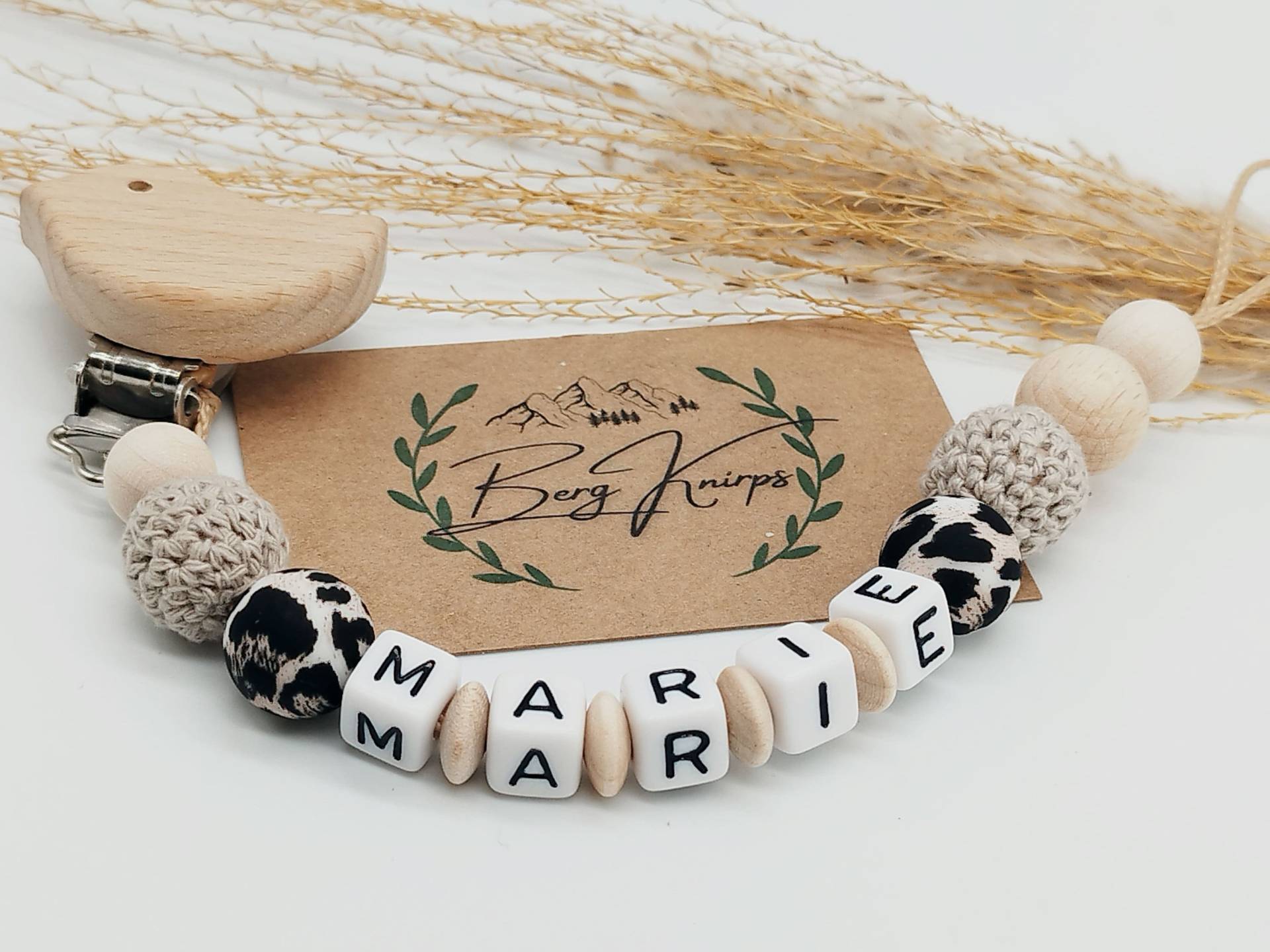 Schnullerkette Mit Namen Personalisiert Mädchen | Babygeschenk Zur Geburt Leoprint von ManufakturBergKnirps