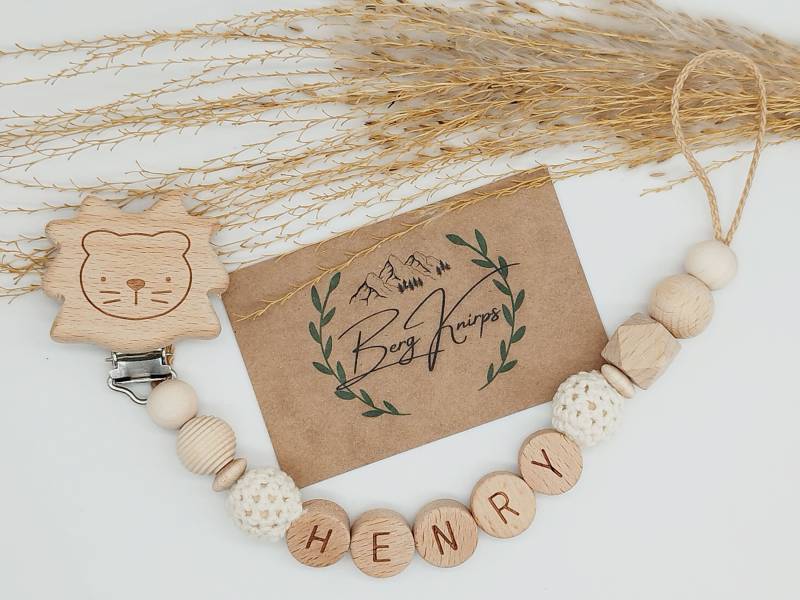 Schnullerkette Personalisiert Mit Namen Jungen Mädchen Beige Holz Boho Löwe Elefant Fuchs Regenbogen von ManufakturBergKnirps