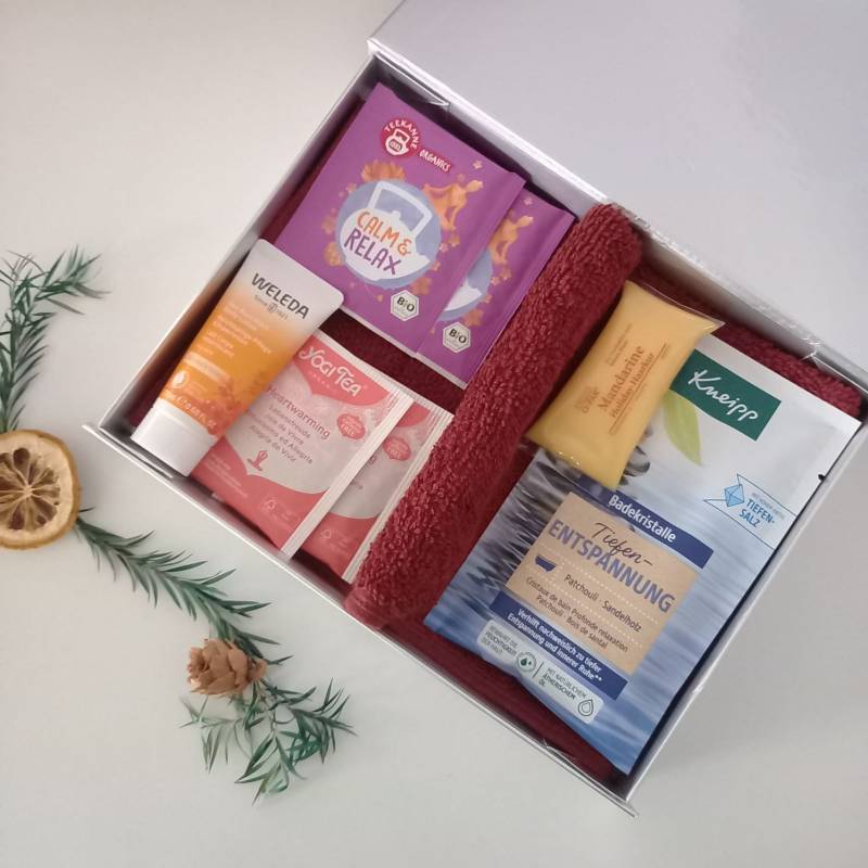 Geschenk Box Kleine Auszeit Beauty Kosmetik Set Tee Entspannung Wellness von MarLinKreationen