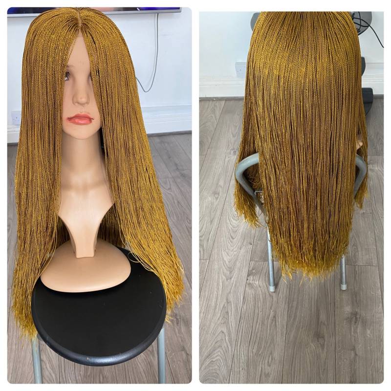 Pre Order Geflochtene Senegalese Micro Twist Millionen Brote Perücke Blond von MassiaCreations