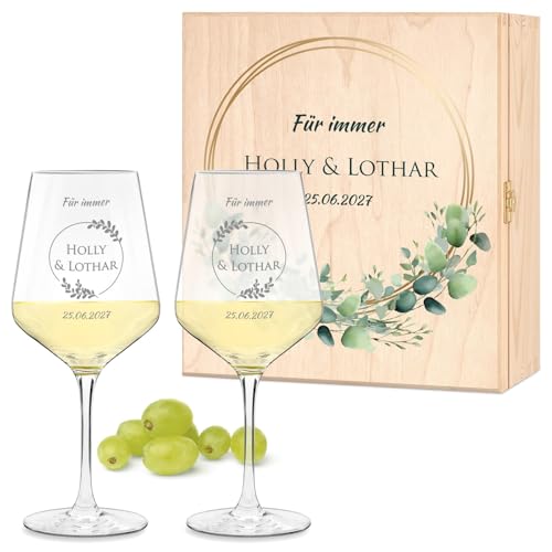 Maverton 2er Weingläser Set mit Gravur in Holzkiste - 490 ml Wein Gläser Set mit Namen und Datum - Hochzeitsgeschenk - personalisierte Geschenke für Paar zur Hochzeit zum Hochzeitstag von Maverton