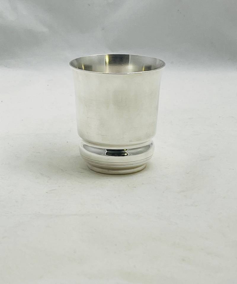 Antike Christofle Frankreich Silber-Platte Malmaison Muster Tumbler Baby Cup von MaxInvaluables