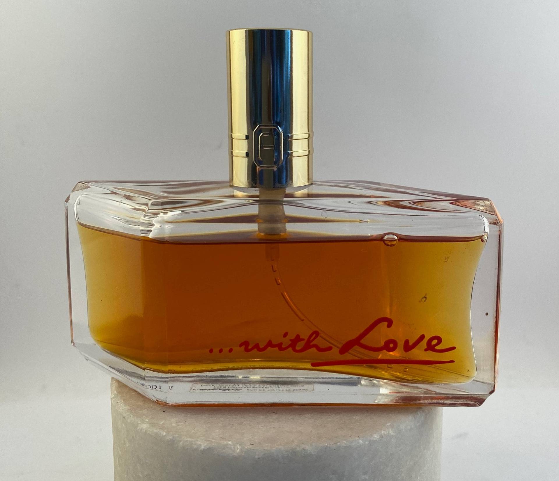 Jahrgang Fred Hayman Beverly Hills ".... Mit Love" Eau De Toilette Spray 75 Ml/2, 5 Fl Oz Rare. Eingestellt von MePeGreece