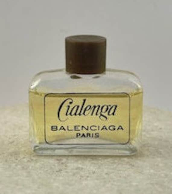 Vintage Balenciaga Cialenga Eau De Toilette Miniatur 4 Ml Splash. Art.-Nr. 20/6370 von MePeGreece