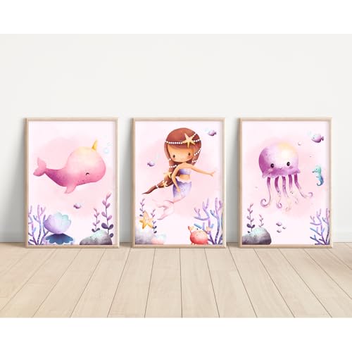 MeinBaby123® Meerjungfrauen Kinderzimmer Poster | 3er Set DIN A4 Poster | Kinderzimmer Deko für Mädchen | Kinderzimmer Bild | Geschenk für Mädchen (Meerjungfrauen V1) von MeinBaby123