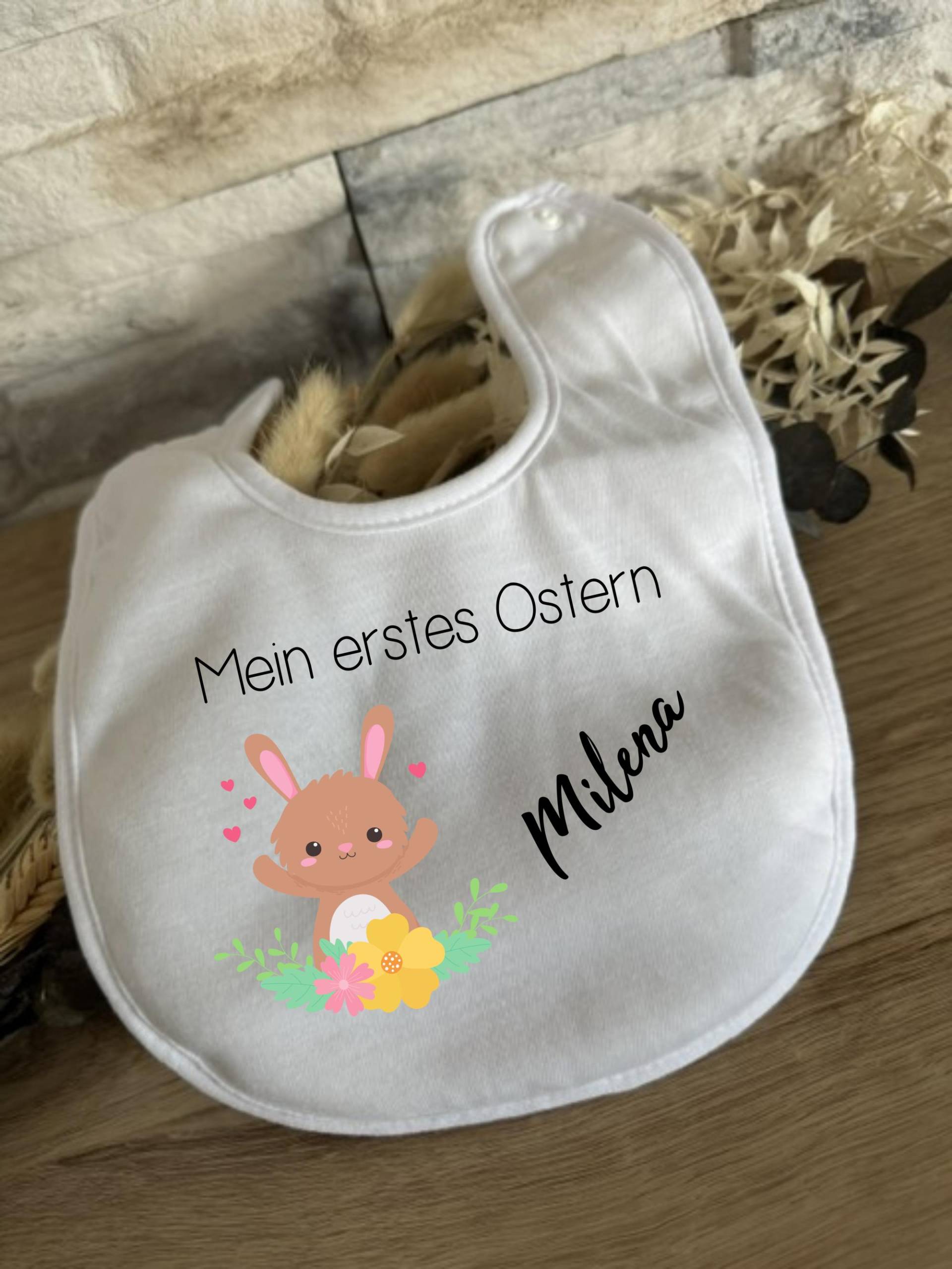 Baby Lätzchen Personalisierte Geschenke Name Erstes Ostern Geschenk Babyparty Babyshower Geburt Halstuch Babygeschenk Hase Mama 2025 von Milevo