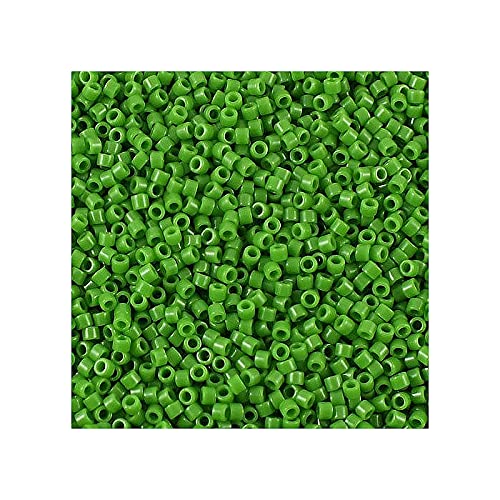 5 g Miyuki Delica 11/0, undurchsichtig grün 1,6 mm (Opaque Green) von MIYUKI