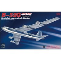 B-52G early type U.S.A.F - Stratofortress strategic bomber - Broken Arrow1966 w.B-28 von Modelcollect