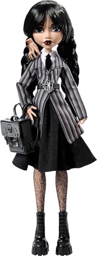 Monster High Wednesday Puppe und Accessoires, Wednesday Addams Sammelfigur in Nevermore Academy Uniform mit Eiskaltem Händchen und Rucksack, Puppenständer, HXJ04 von Monster High