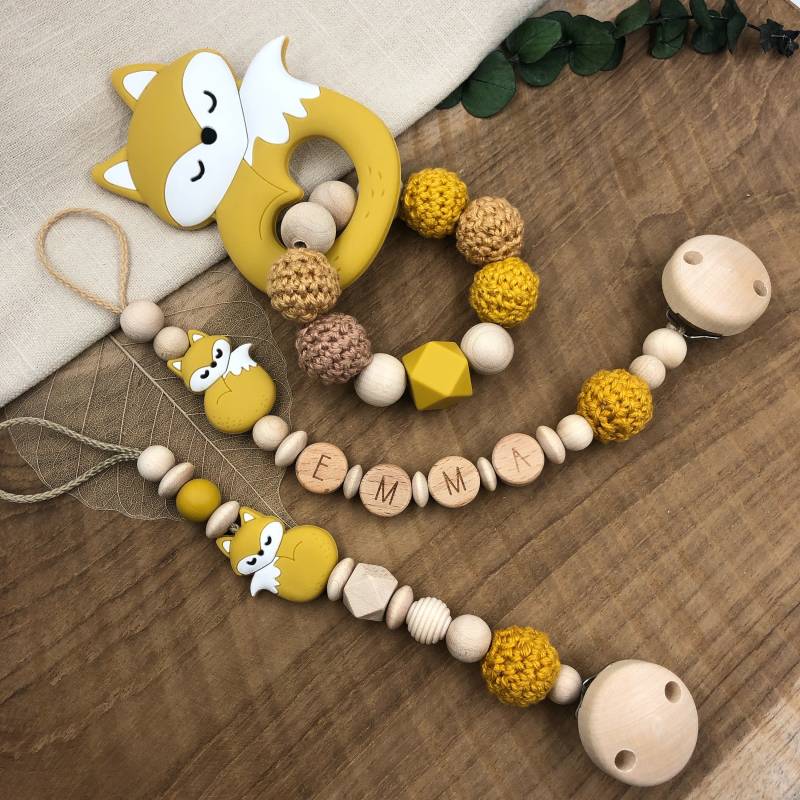 Schnullerkette Mit Name | Greifling Greifring Fuchs Senf Baby Junge Mädchen Geburtsgeschenk Babygeschenk Silikon Taufe von Mullitante