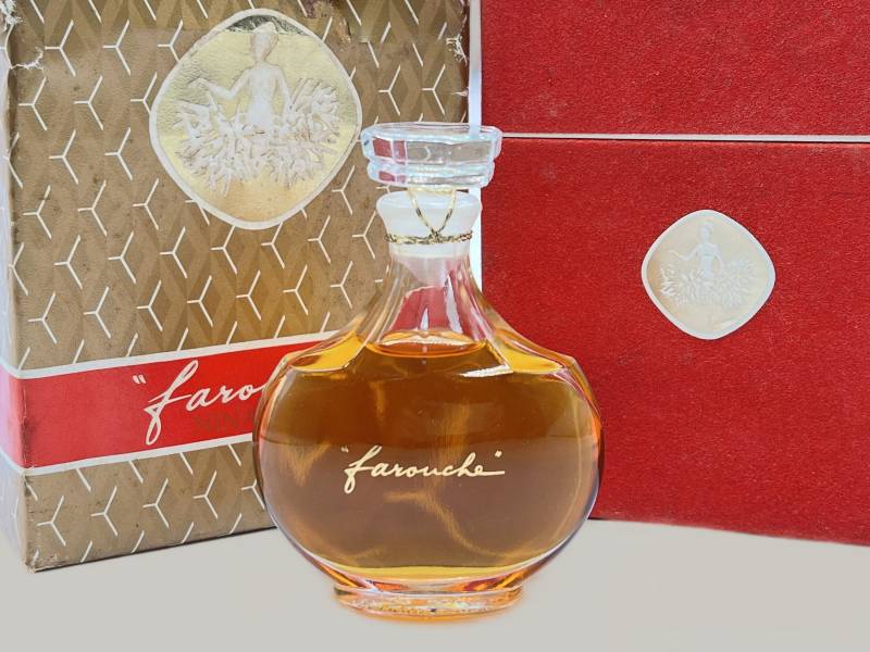 Vintage "Farouche" | 1973 Nina Ricci Rein Parfum/Extrait 30 Cc/1 Fl.oz Lalique Kristall Flasche Echtes Meisterwerk Unverzichtbar von MyVintageGadgets