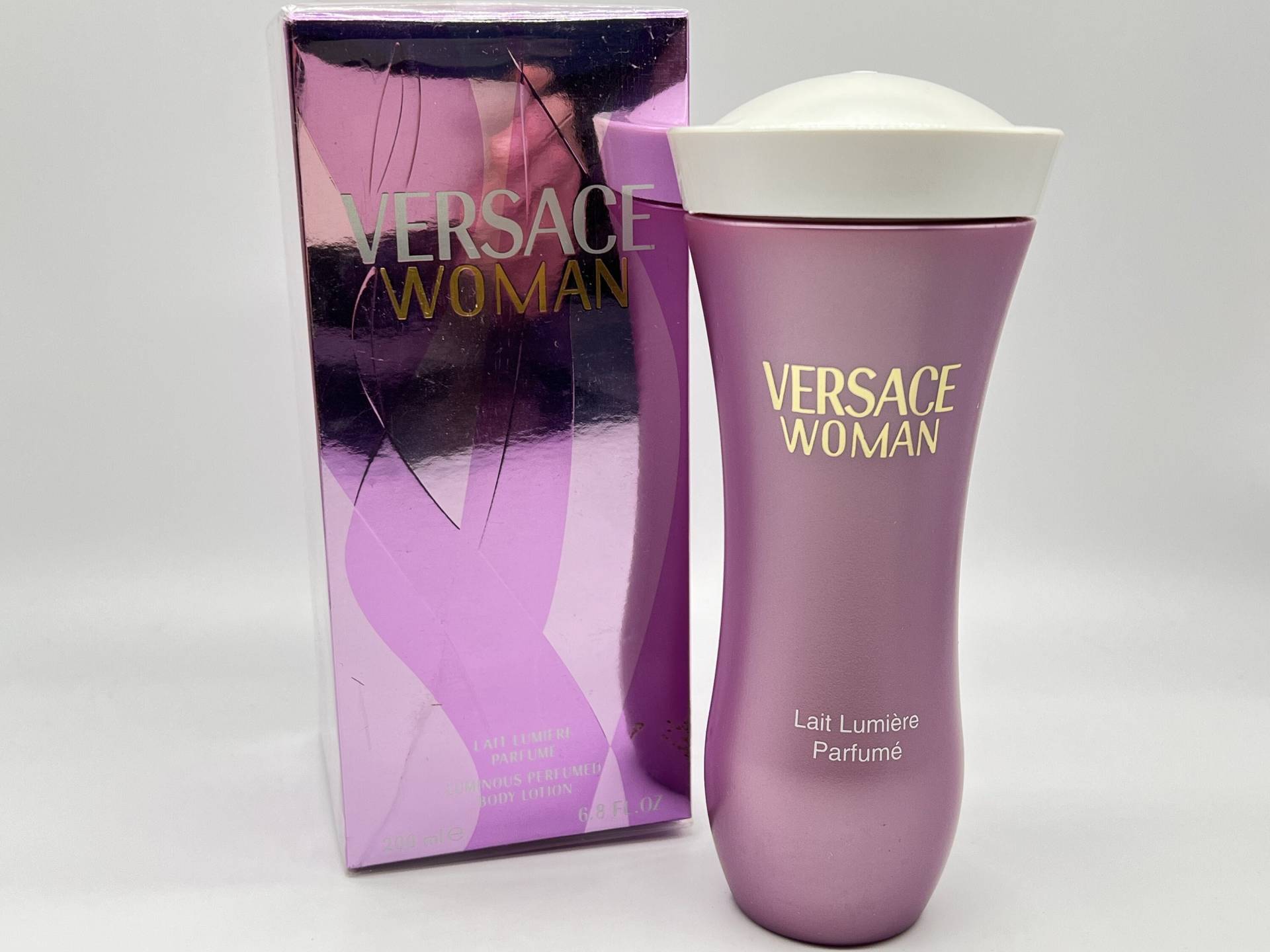 Vintage "Versace Woman" | 2000 Luminous Perfumed Body Lotion 200 Ml/6, 8 Fl.oz Originalverpackung Versiegelt von MyVintageGadgets