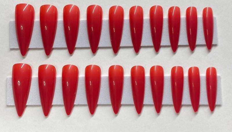 Rot Xl Stiletto Press On Nagelset von NailditbyTara