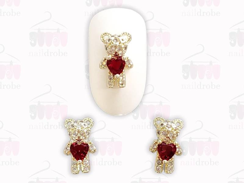 2 Stück Teddy Beart Holding Heart Nail Art Charm | Größe 7mmx12mm von Naildrobe