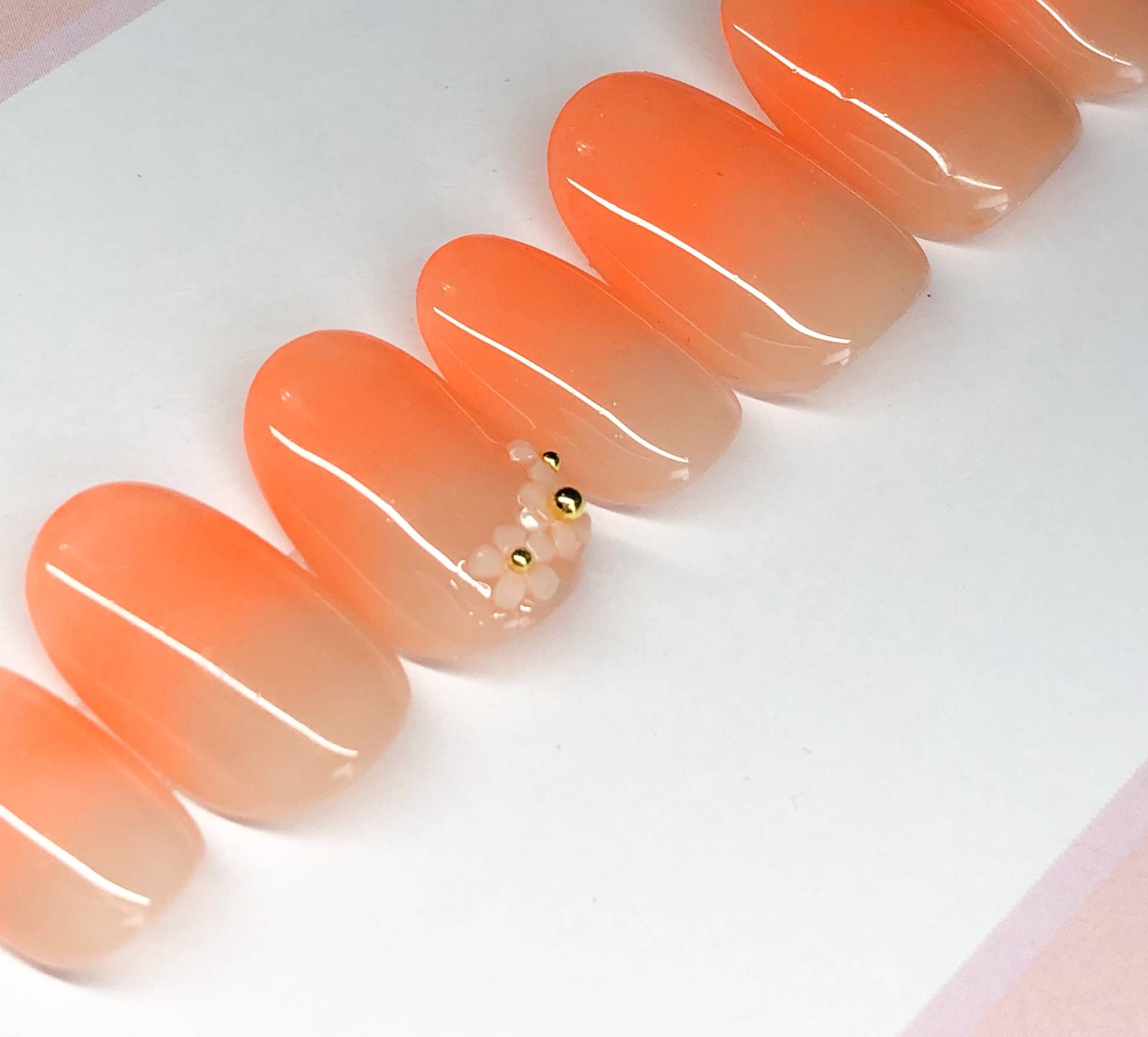 Oranges Ombré || Luxus Press On Nails Apres Gel X von NailsXLucia