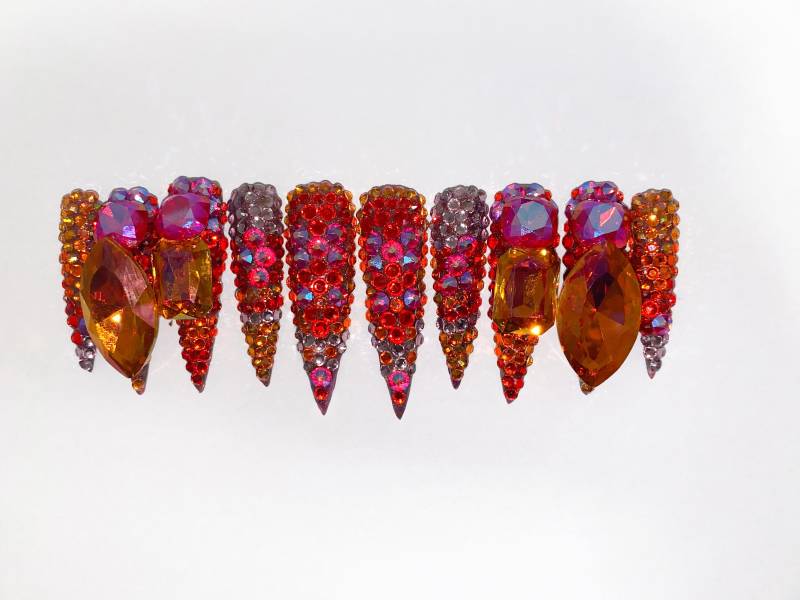 Swarovski, Preciosa Stiletto Pink Astral Press On Nails/ Nägel Mit Bling, Long Coffin Shape Extra Lange Nägel/Luxus Nägel/ Rhinestone von Nailsbyshaine