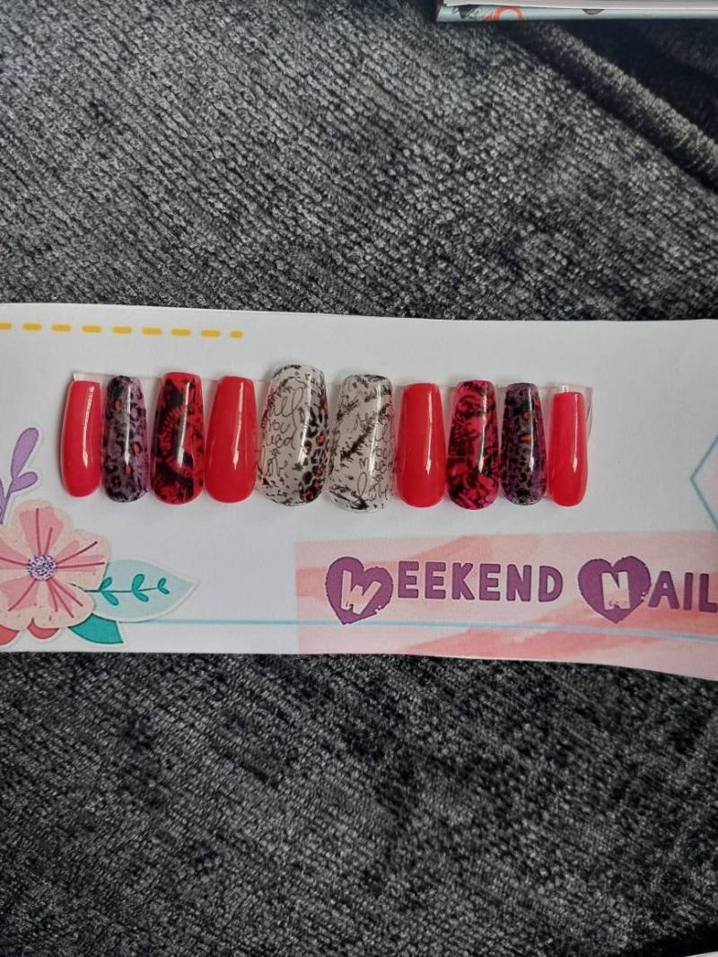 Roter Druck von Nailseeekend