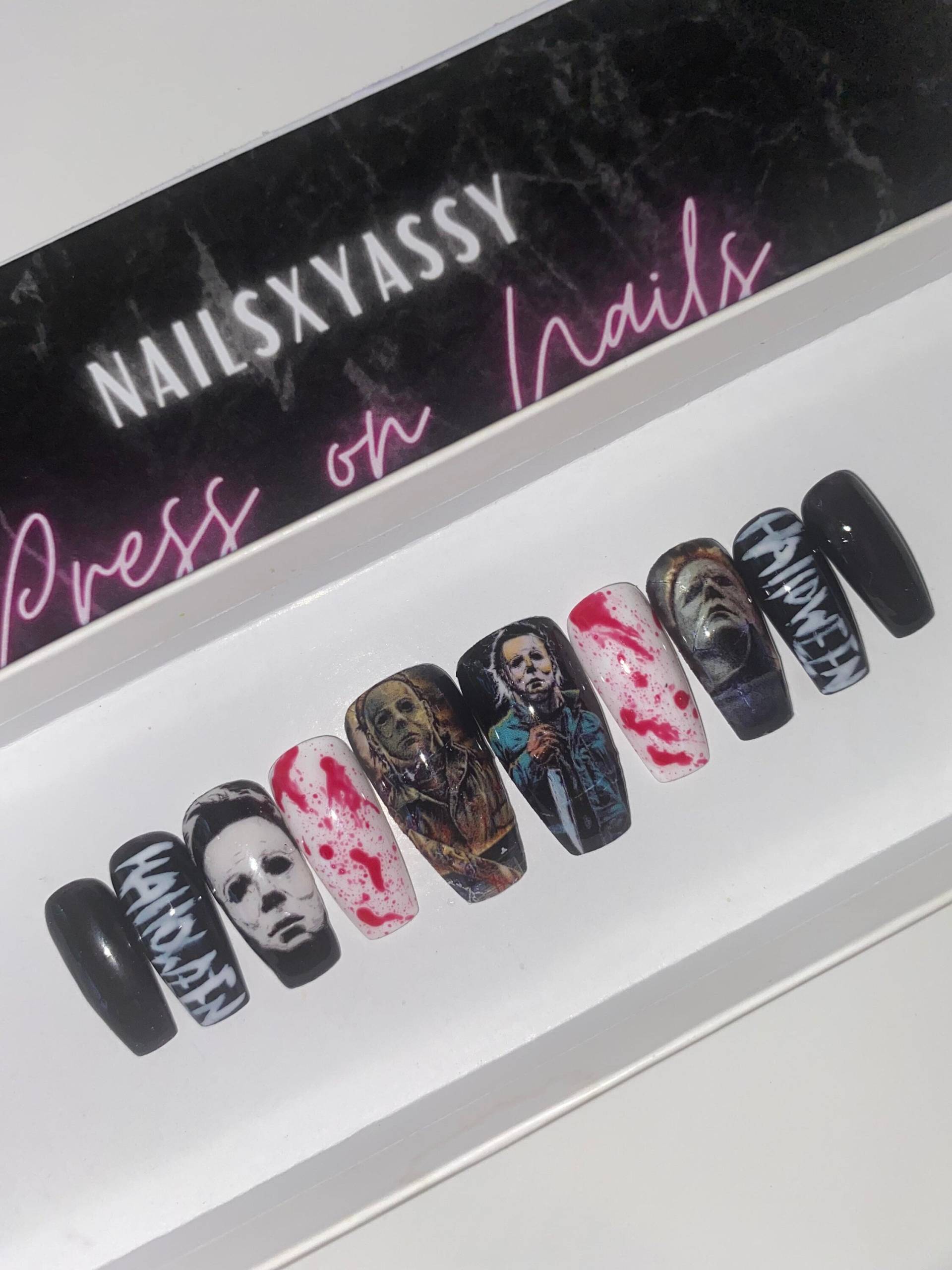 Michael Myers Halloween-Nägel von Nailsxyassy