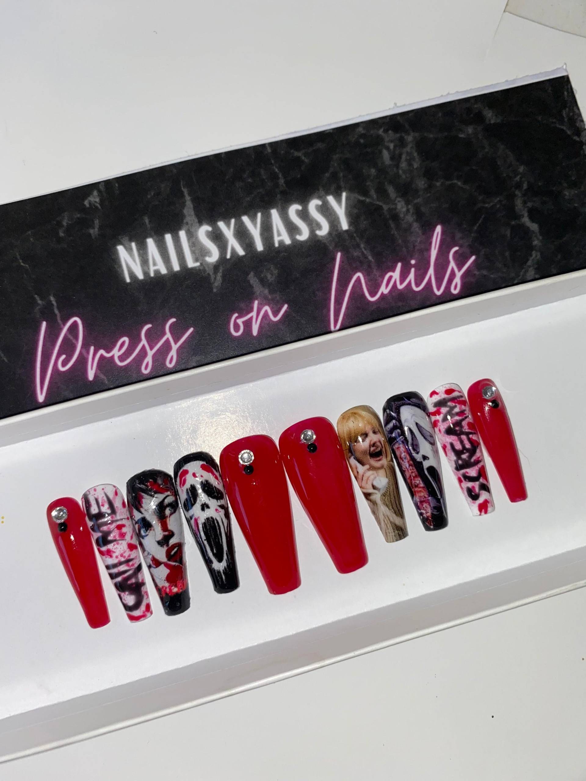 Screme Movie Halloween Drücken Sie Auf Die Nägel von Nailsxyassy