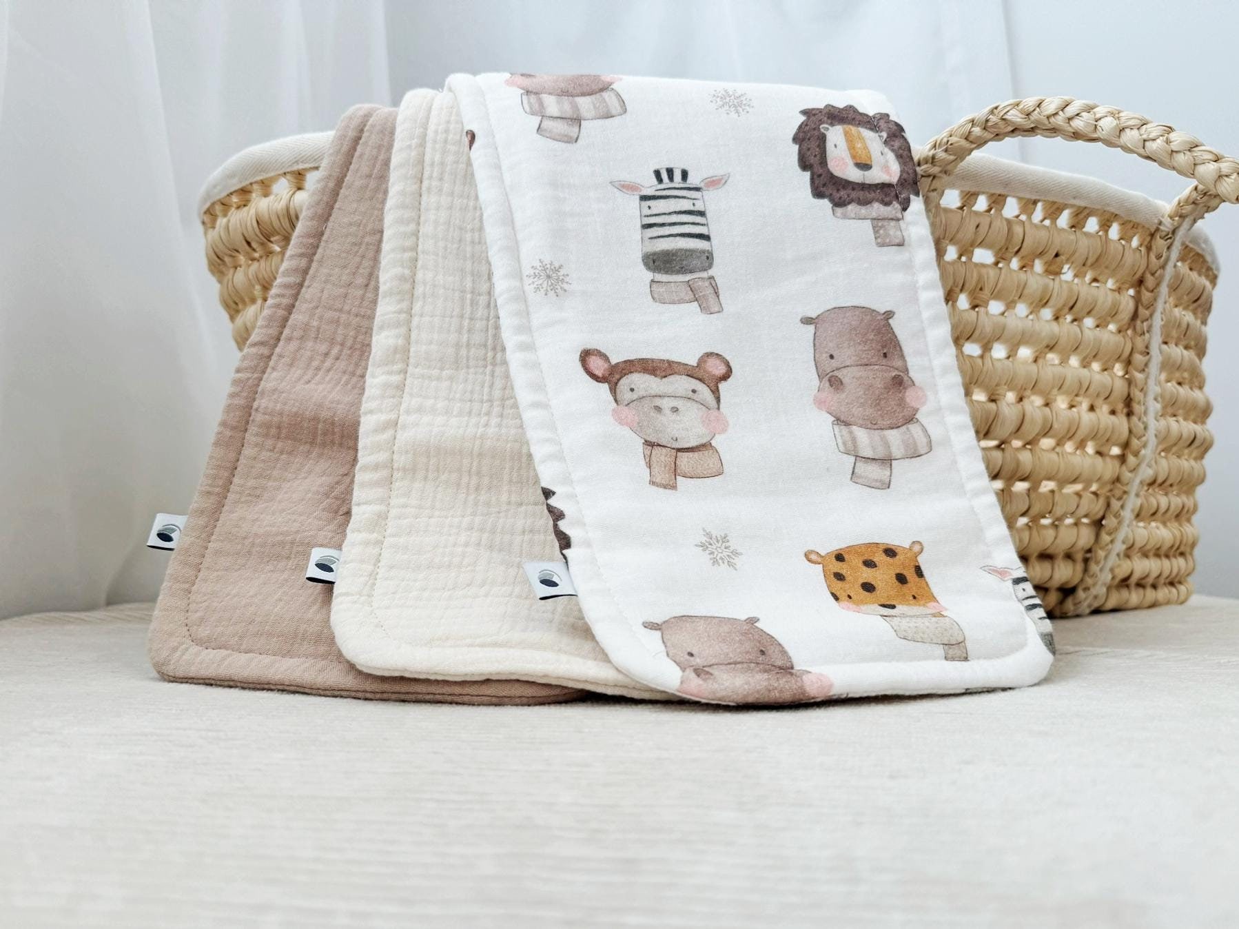 Dreilagiges Spucktuch, Baby, Geschenk, Junge, Beige, Beige von NaturalCuddles