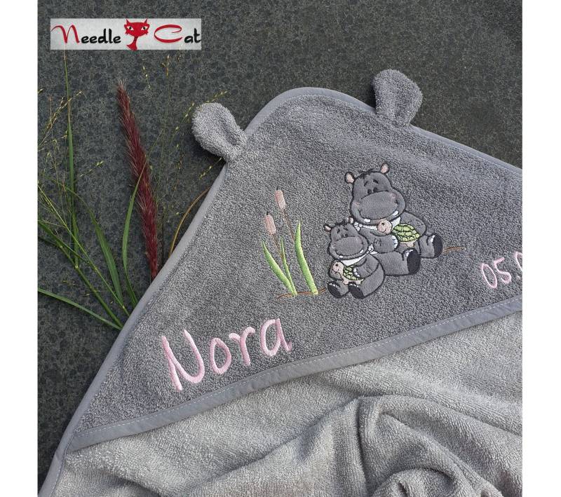 Kapuzenhandtuch Hippo Mit Name Und Optional Datum Morgenstern100x100 cmgeschenk Zur Geburtgeschenk Taufeneedlecat Stickatelier von NeedleCatAtelier