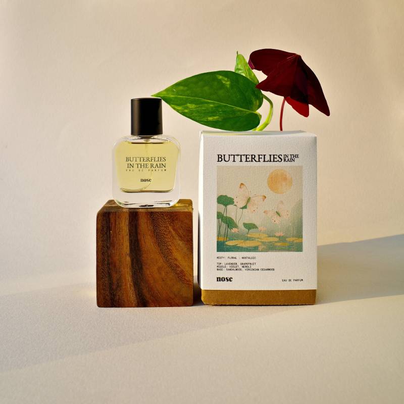 Schmetterlinge Im Regen | Violet & Neroli Parfum Eau De von NoseScentStudio