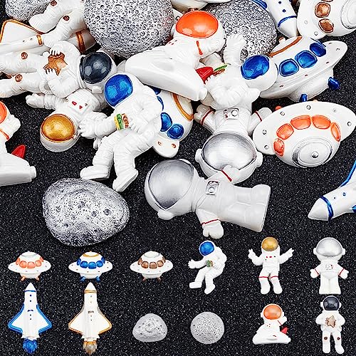 OLYCRAFT 24 Stück Astronauten Serie Thema Harzfüller 12 Stile Weltraumplanet Astronautendekoration Astronautenharz Cabochons 3D Harzfüllanhänger Astronauten Harzsets Für Die Schmuckherstellung von OLYCRAFT