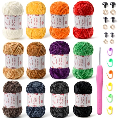 12er-Pack Chenille-Garn – Babygarn zum Häkeln weich – Rot, Orange, Grün, Blau, Lila, Schwarz, Weiß, Samtgarn, Häkeldecke – Amigurumi-Garnpaket mit Häkelzubehör D von OMoiut