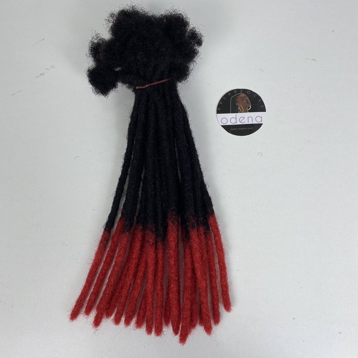 Farbe #1B/Rot Echthaar Dreadlocks Extensions. Handgemachte Dreadlocks Extensions von Odenadreadlocks