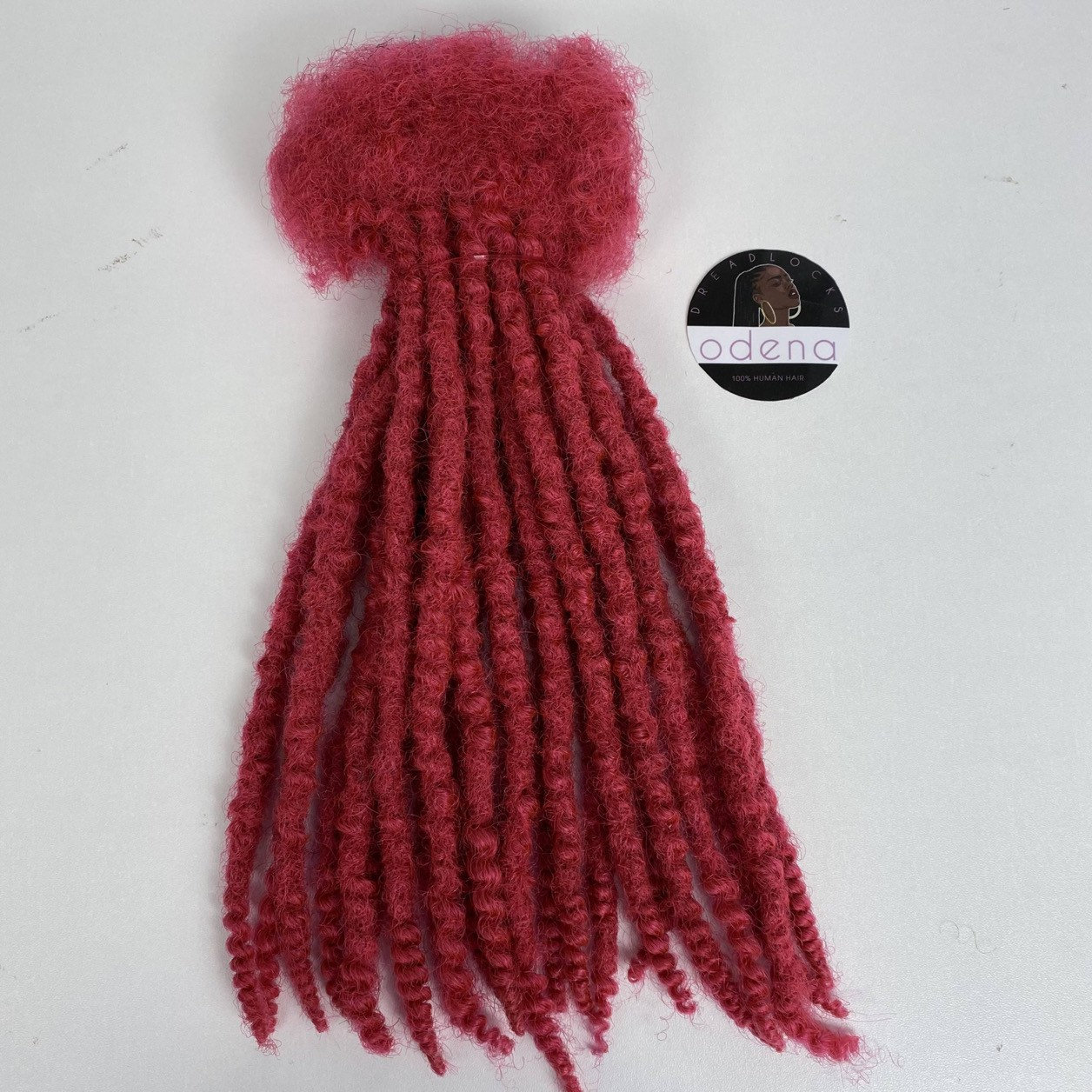 Hot Pink Farbe Handgemachte Dreadlocks Extensions Mit Menschlichen Haaren von Odenadreadlocks