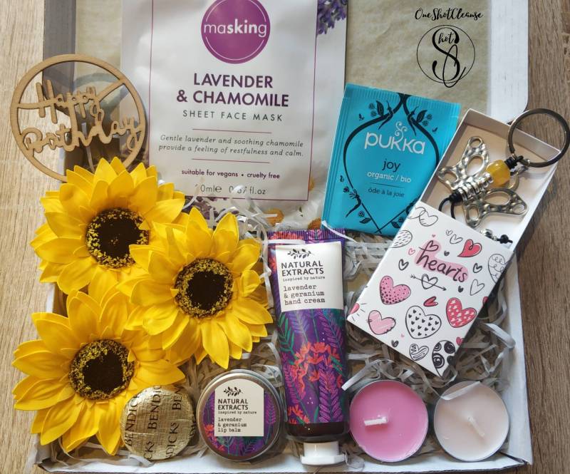 Handgemachte Blumen Sonnenblume Seifen Geschenkbox, Personalisiertes Bad Entspannungsgeschenk, Body Pumper Set, Lavendel Pamper Geschenkbox von OneShotCleanse