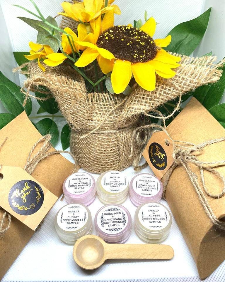 Natürliche Hautpflege Samplepack Box-Hochzeit Gastgeschenke-Brautjungfern Einladung-Adventskalender Ideen, Party-Gastgeschenke-Danke-Gastgeschenke von OrganicsandRoses