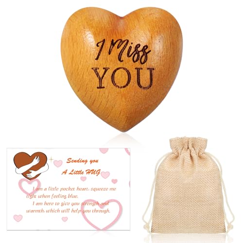 Otuuz A Little Hug Holz Herz Handschmeichler Love You Holzherz Isolation Geschenk Sending You a Hug Karte Holz Glücksbringer Geschenke Säckchen mit Kordelzug für Freunde Familie Liebhaber Paar (Miss) von Otuuz