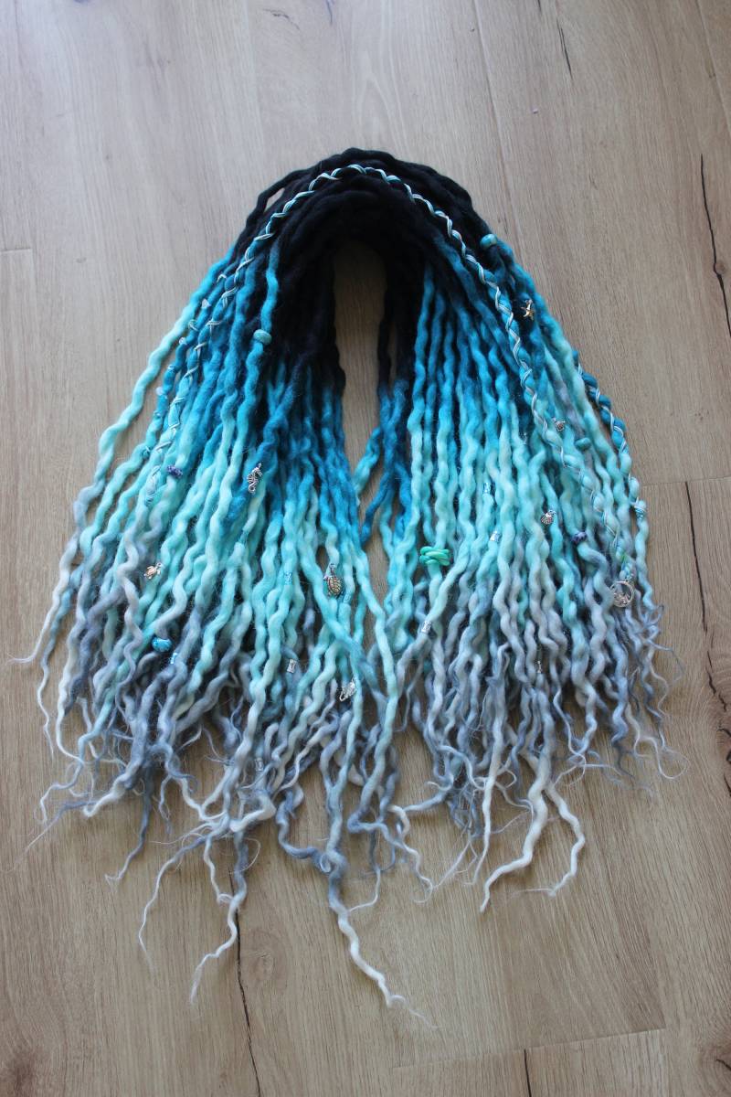 De Ocean Inspired Wolle Dreadlocks Verlängerungen von OuterworldHair