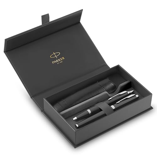 PARKER IM Duo Stift-Geschenkset | Füller, Kugelschreiber & Etui | Schwarze Lackierung mit Chromverzierungen | Mittlere Spitze | Blaue Tinte | Perfekte Geschenke zum Schulabschluss von PARKER