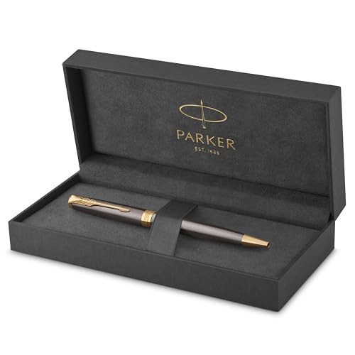 Parker Sonnet Kugelschreiber | grau lackiert mit goldenen Zierteilen | mittlere Spitze | Nachfüllpackung schwarze Tinte | Geschenkbox | perfekte Geschenke zum Schulabschluss von PARKER