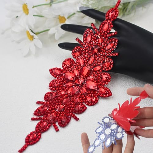 PEARLY JUN 1 x Strass-Applikation, roter Kristall, selbstklebend, zum Aufbügeln, für Kleidung, Diamant-Verzierungen für Braut, Hochzeit, DIY, Kleid, Stoffzubehör PEARLY JUN 1 x Strass-Applikation, roter Kristall, selbstklebend, zum Aufbügeln, für Kleidung, Diamant-Verzierungen für Braut, Hochzeit, DIY, Kleid, Stoffzubehör von PEARLY JUN