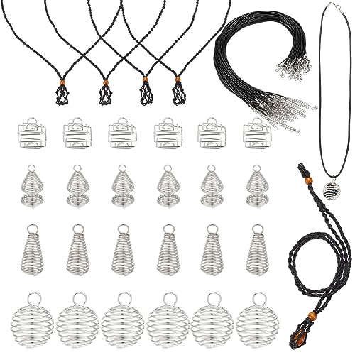 PH PandaHall 68 Teiliges Set Mit Leeren Steinkäfighaltern Inklusive 32 Stück Spiralperlenkäfig Anhänger Und 4 Stück Verstellbarem Kristall Halskettenhalterseil Und 32 Stück Halsketten Wachsschnüren von PH PandaHall