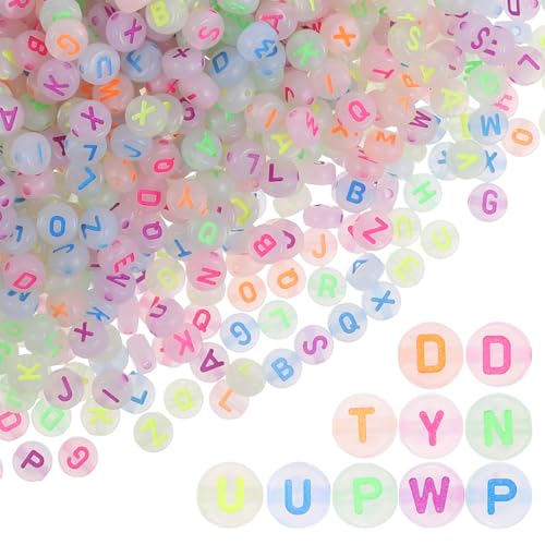 PHENOFICE 1000 Stück kunststoffperlen alphabet beads Schmuckdesign Haushaltsarmbandperlen dekorative Buchstabenperlen handgefertigte Buchstabenperlen Multifunktions-Alphabet-Perlen Plastik von PHENOFICE