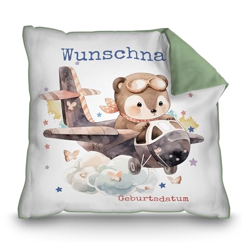 PR Print Royal Personalisiertes Kissen für Kinder mit Name und Geburtsdatum selbst gestalten - Dachs im Flugzeug - Dachs Kinderkissen mit Name | 40 x 40 cm, Rückseite Grün von PR Print Royal