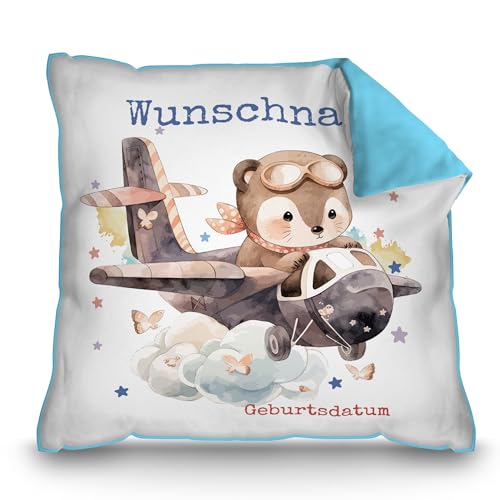 PR Print Royal Personalisiertes Kissen für Kinder mit Name und Geburtsdatum selbst gestalten - Dachs im Flugzeug - Dachs Kinderkissen mit Name | 40 x 40 cm, Rückseite Hellblau von PR Print Royal